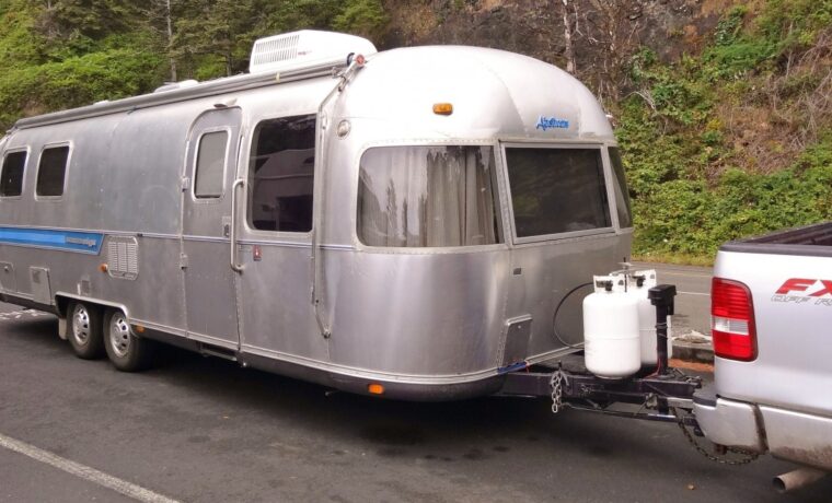 Horse Trailer & Horsebox Trailer Servicing